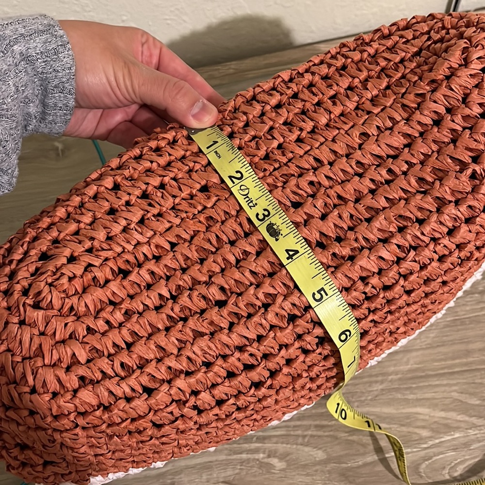 Sasha and Sofi Straw bag - Picture 15 of 17